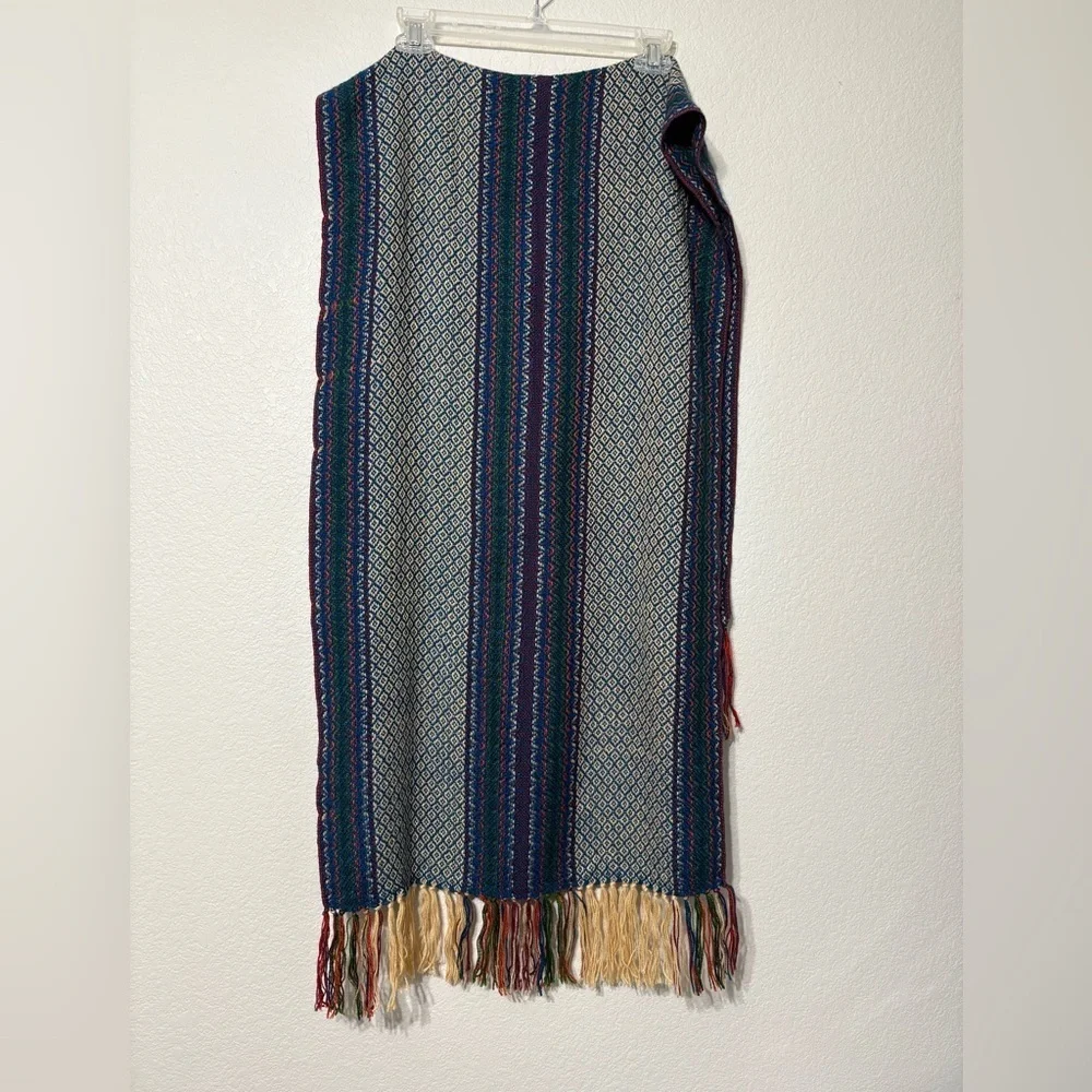 Sumaj Alpaca Multicolor Weave Geometric Pattern. Very Soft, Colorful.‎ Peru